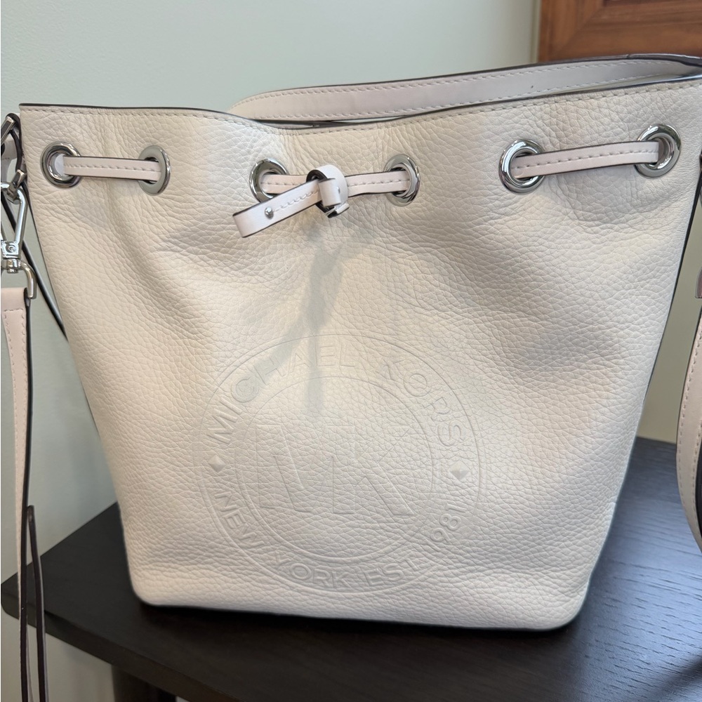 Michael Kors White Leather Bucket Bag